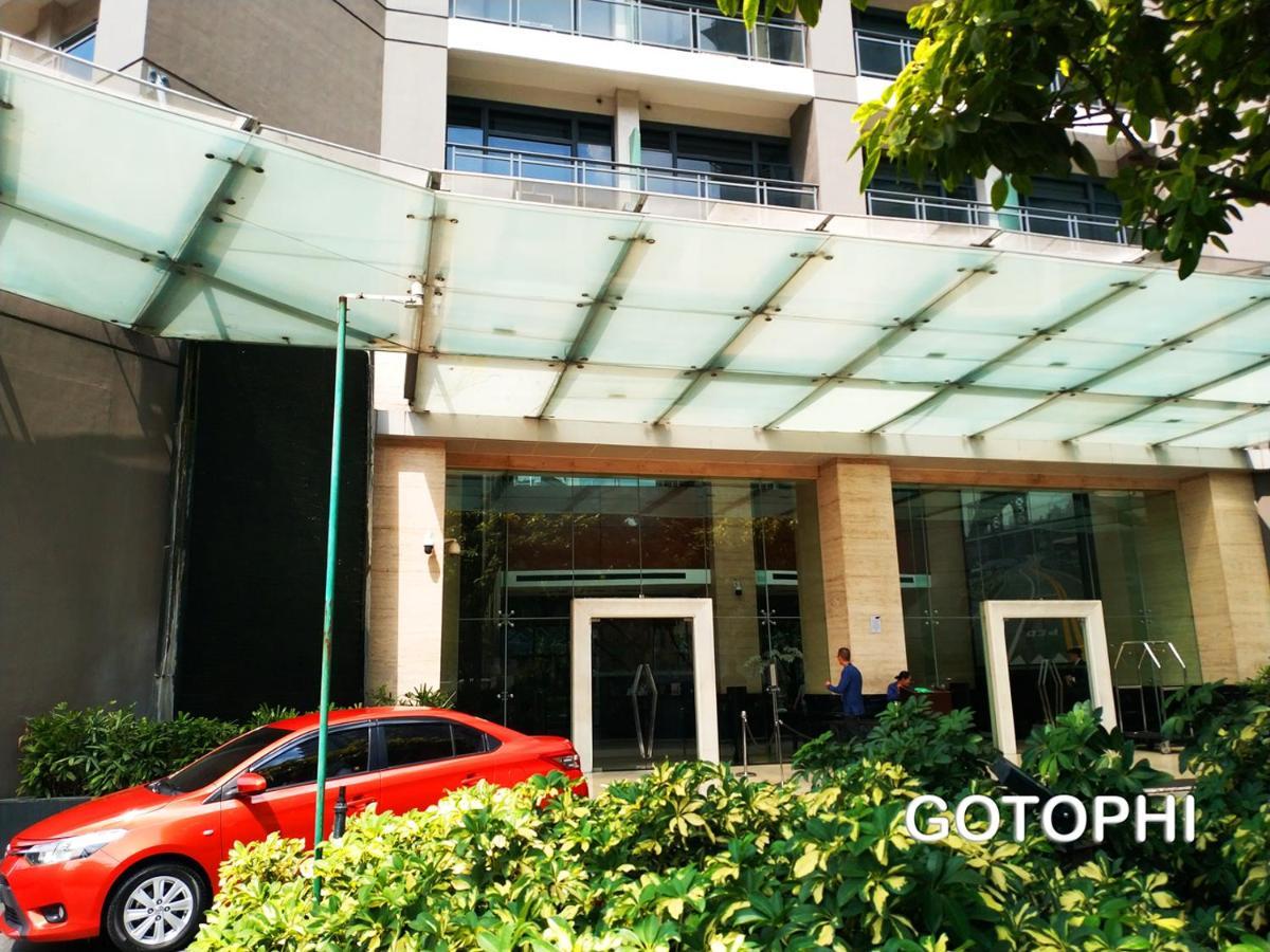 The Gramercy Residences Manila Exterior photo