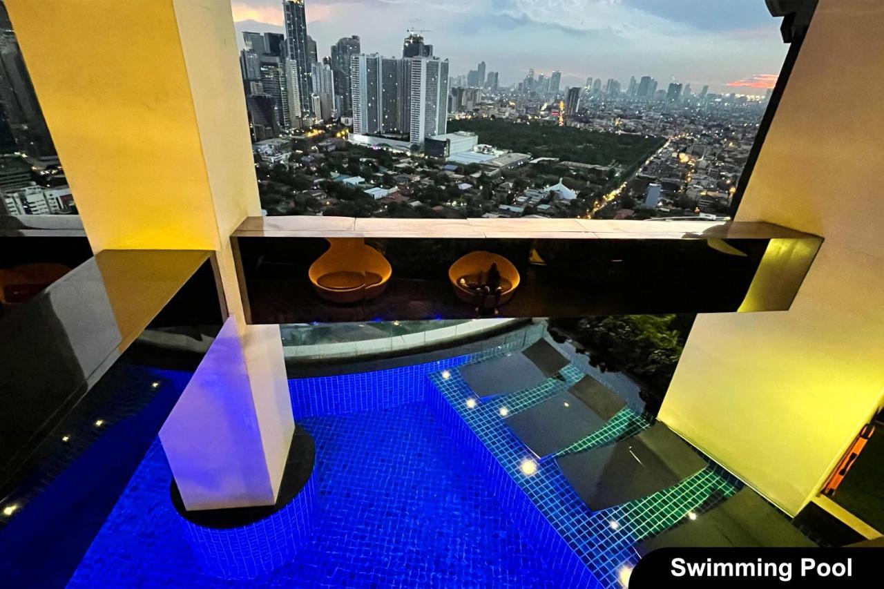 The Gramercy Residences Manila Exterior photo